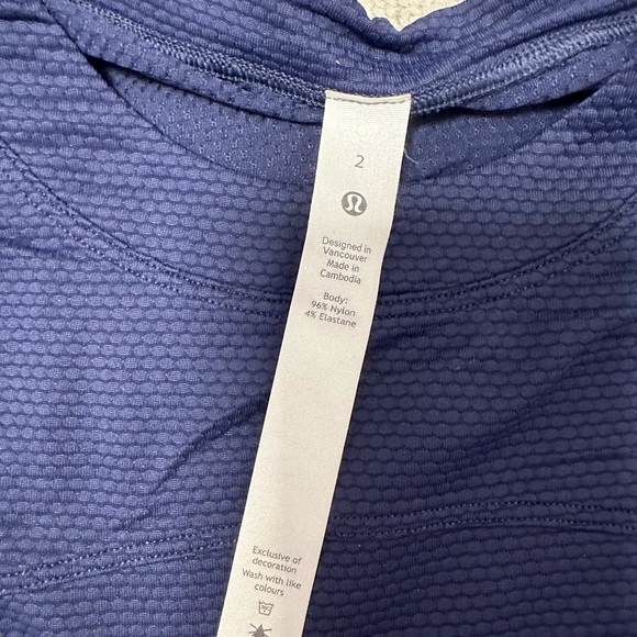 WANT GONE! Lululemon Tough Training Crewneck in Night Sea - Picture 5 of 5